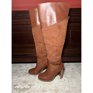 Brown Knee High Boots w/ Block Heel Size 6
